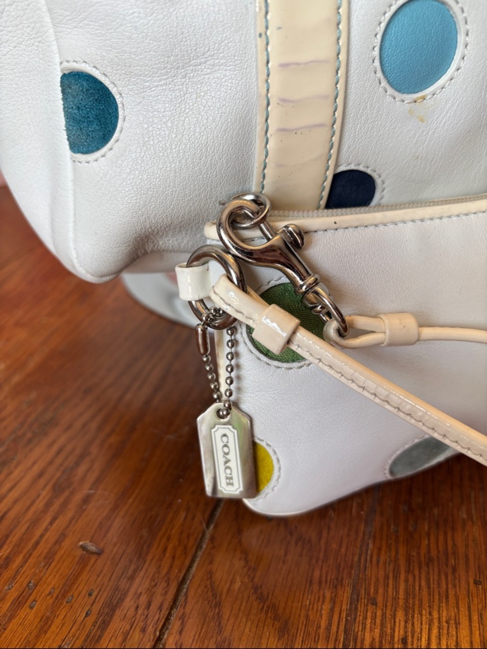 RARE Coach Limited Edition Polka Dot Gallery Tote & Matching Wristlet Set – Y2K - Picture 3 of 12